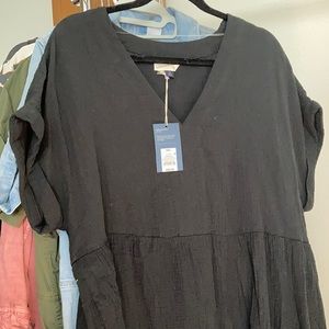 NWT black universal thread dress